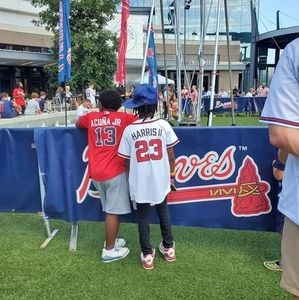 Meet your Posher, Jamie